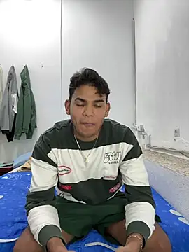 DavShi online show from February 11, 2026, 7:25 pm