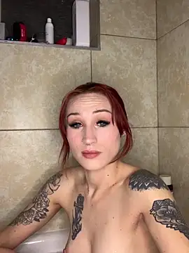 Snapshot of ThornsandHoney chatting on February 3, 2026, 4:10 am ThornsandHoney online show from February 3, 2026, 4:10 am