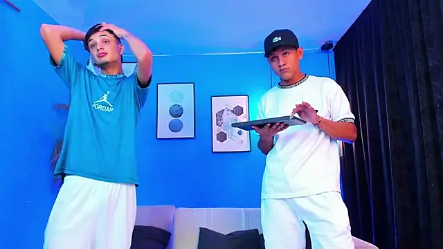 Snapshot of KingOfHeavens_2 chatting on February 21, 2026, 3:30 am KingOfHeavens 2 online show from February 21, 2026, 3:30 am