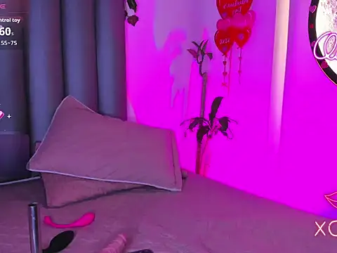 Miaa-Foxx online show from March 26, 2026, 8:18 pm