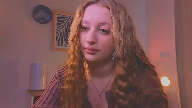 Snapshot of nikapie chatting on February 20, 2026, 6:26 am nikapie online show from February 20, 2026, 6:26 am