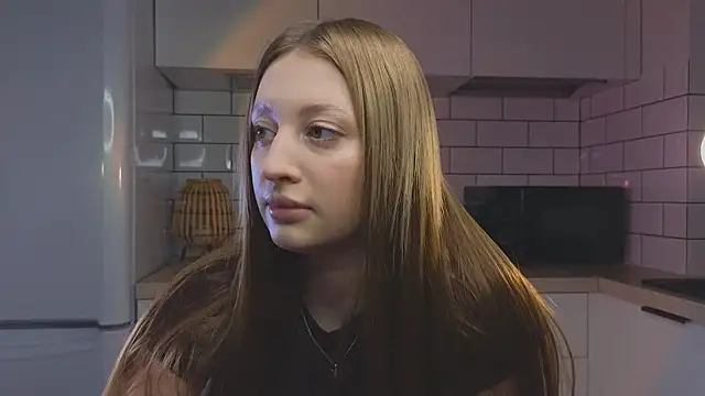 Snapshot of nikapie chatting on February 8, 2026, 6:11 am nikapie online show from February 8, 2026, 6:11 am