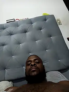 Tuverdugo12 online show from March 8, 2026, 11:08 pm