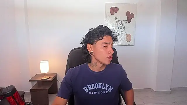 Snapshot of paisa_hotx chatting on February 12, 2026, 2:39 pm paisa hotx online show from February 12, 2026, 2:39 pm