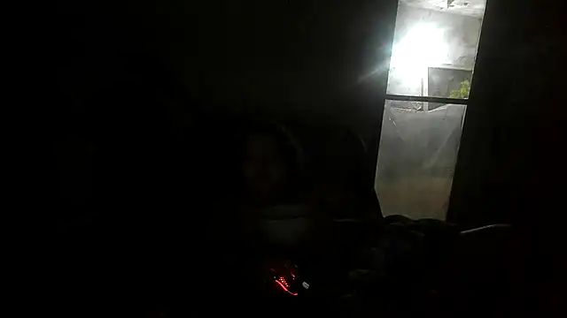 bialoba7 online show from October 17, 2025, 3:43 am