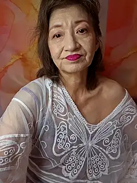 Snapshot of URAN429 chatting on April 24, 2026, 5:31 am URAN429 online show from April 24, 2026, 5:31 am