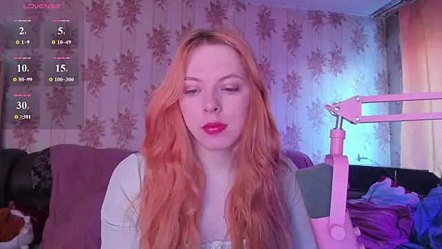 Snapshot of Cutie_Bambi chatting on June 2, 2026, 12:05 pm Cutie Bambi online show from June 2, 2026, 12:05 pm