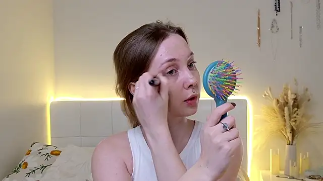 CandiceKingzzz online show from February 13, 2026, 3:23 pm