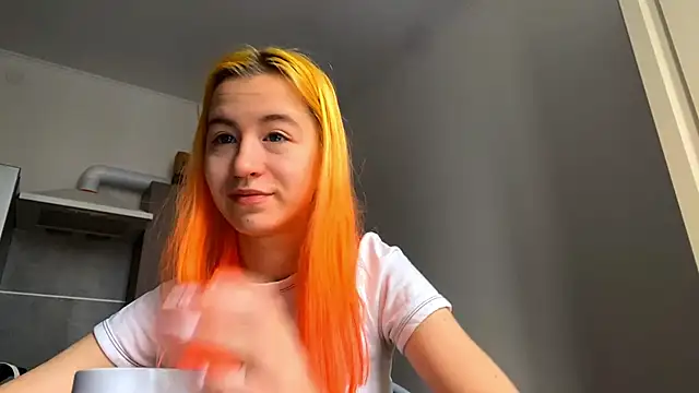 EmilyHein online show from February 5, 2026, 7:04 am