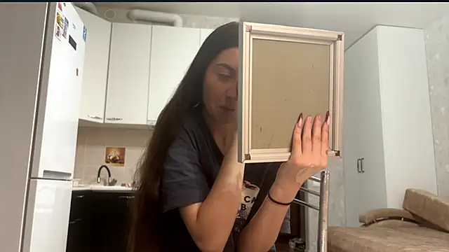 ZyntraLoom online show from February 1, 2026, 12:58 pm