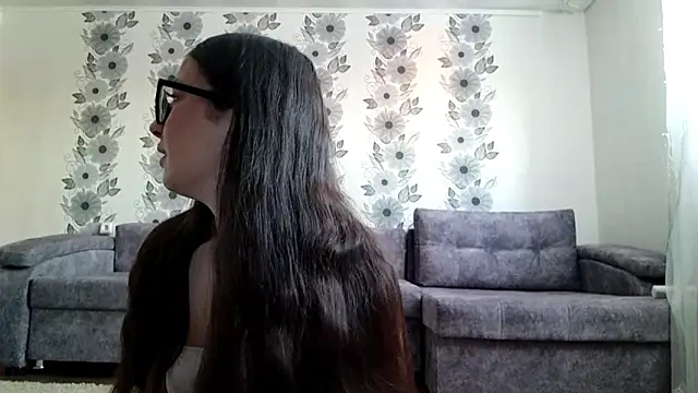 ZyntraLoom online show from February 6, 2026, 12:56 pm