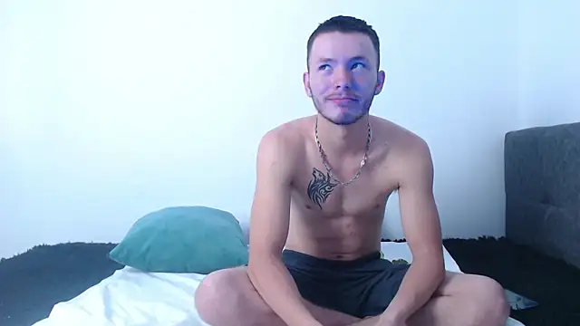 Snapshot of Ariana_Esteban07 chatting on February 11, 2026, 10:48 am Ariana Esteban07 online show from February 11, 2026, 10:48 am