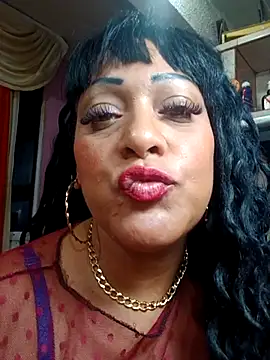 Snapshot of SabrinaColin chatting on February 28, 2026, 1:38 am SabrinaColin online show from February 28, 2026, 1:38 am