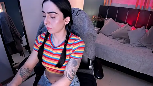 Snapshot of Luna_tagliaferri chatting on July 15, 2026, 8:16 pm Luna tagliaferri online show from July 15, 2026, 8:16 pm
