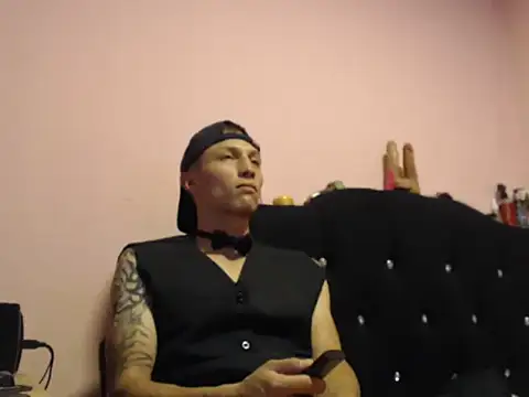 Cronos Hot 8 online show from February 7, 2026, 4:04 pm