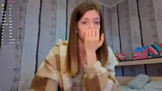 SueFerreyra online show from April 11, 2026, 8:51 am