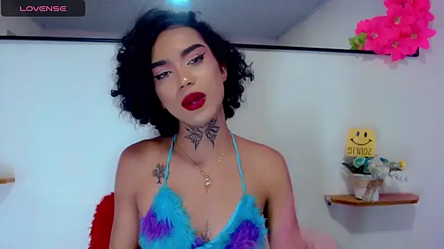 Snapshot of Darianna_Atehortua chatting on February 27, 2026, 2:56 am Darianna Atehortua online show from February 27, 2026, 2:56 am