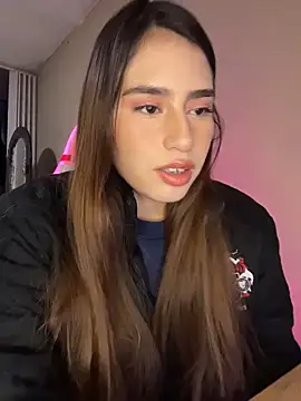 romyamo online show from March 17, 2026, 3:09 am