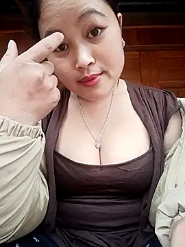 Snapshot of Mayly_Sweet chatting on February 11, 2026, 3:28 am Mayly Sweet online show from February 11, 2026, 3:28 am