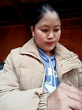 Snapshot of Mayly_Sweet chatting on February 10, 2026, 2:54 am Mayly Sweet online show from February 10, 2026, 2:54 am