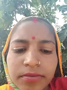 Snapshot of Gungun_thakur chatting on February 4, 2026, 8:31 am Gungun thakur online show from February 4, 2026, 8:31 am