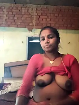 Snapshot of Gungun_thakur chatting on May 22, 2026, 7:28 am Gungun thakur online show from May 22, 2026, 7:28 am