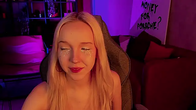 Snapshot of MaoqiBeverly chatting on February 25, 2026, 5:24 pm MaoqiBeverly online show from February 25, 2026, 5:24 pm