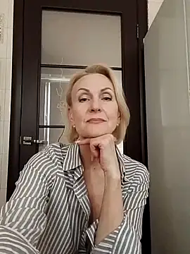 MichelleSolis online show from March 29, 2026, 1:35 pm