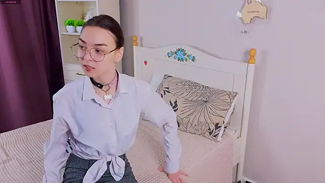 Snapshot of EddieChery chatting on February 6, 2026, 9:38 am EddieChery online show from February 6, 2026, 9:38 am