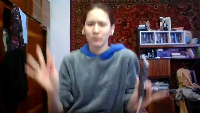 NickiKisinger online show from April 11, 2026, 5:04 am