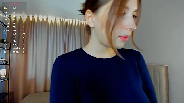 Snapshot of LeanneDinkle chatting on February 11, 2026, 4:56 am LeanneDinkle online show from February 11, 2026, 4:56 am