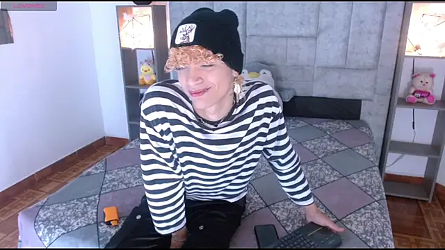 Snapshot of lucke_collins22 chatting on February 7, 2026, 6:54 am lucke collins22 online show from February 7, 2026, 6:54 am