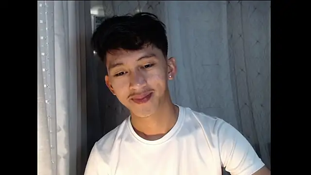  andrie69  online show from March 13, 2026, 5:45 am