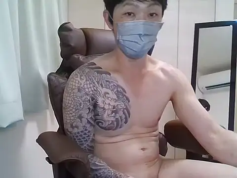Snapshot of K0U-123 chatting on July 2, 2026, 2:12 pm K0U-123 online show from July 2, 2026, 2:12 pm