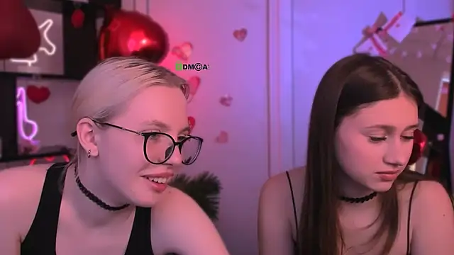 Snapshot of arianaa_cat chatting on February 21, 2026, 12:07 pm arianaa cat online show from February 21, 2026, 12:07 pm