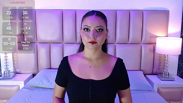 Snapshot of KiaraEverly chatting on March 2, 2026, 12:01 pm KiaraEverly online show from March 2, 2026, 12:01 pm