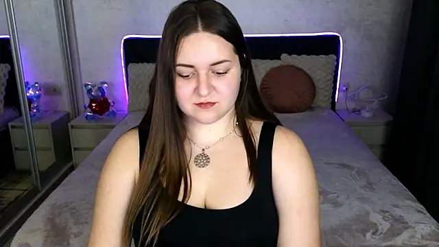 Eva Luxx online show from February 28, 2026, 10:53 pm