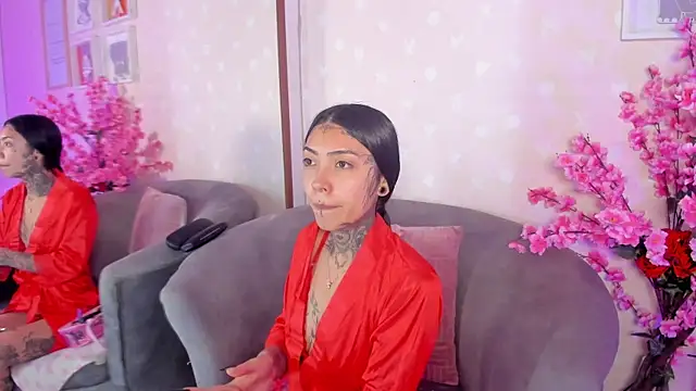 Ashley Blum  online show from April 9, 2026, 11:49 am