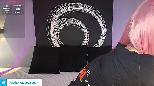 Snapshot of AlannaViera chatting on February 21, 2026, 11:45 am AlannaViera online show from February 21, 2026, 11:45 am