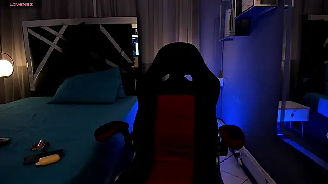 Magic ivy online show from February 10, 2026, 8:30 pm