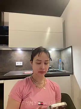 Snapshot of Just-Lilly chatting on June 17, 2026, 4:50 pm Just-Lilly online show from June 17, 2026, 4:50 pm