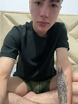 Snapshot of AlexanderCollman2 chatting on February 4, 2026, 8:20 am AlexanderCollman2 online show from February 4, 2026, 8:20 am