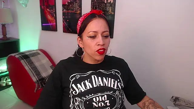 Milfangel1 online show from February 5, 2026, 7:10 pm