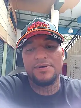 pepinoXXX online show from February 4, 2026, 6:25 pm