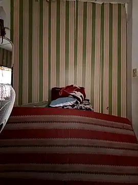 WildJennifercum online show from February 13, 2026, 4:45 am