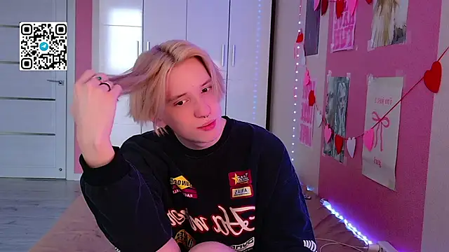 Ron Vilss online show from April 14, 2026, 5:01 am