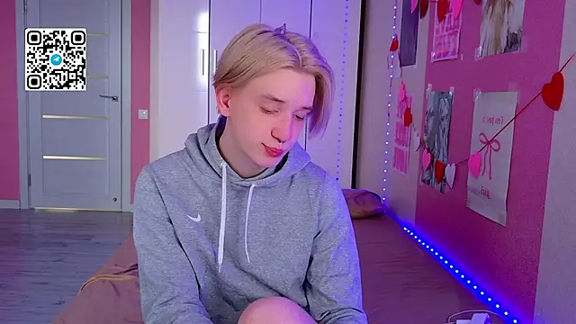 Ron Vilss online show from April 15, 2026, 5:02 am