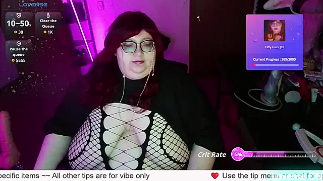 Snapshot of RileySynn chatting on June 19, 2026, 3:23 am RileySynn online show from June 19, 2026, 3:23 am