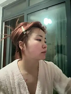 Snapshot of Rabbit-15 chatting on February 12, 2026, 2:06 pm Rabbit-15 online show from February 12, 2026, 2:06 pm