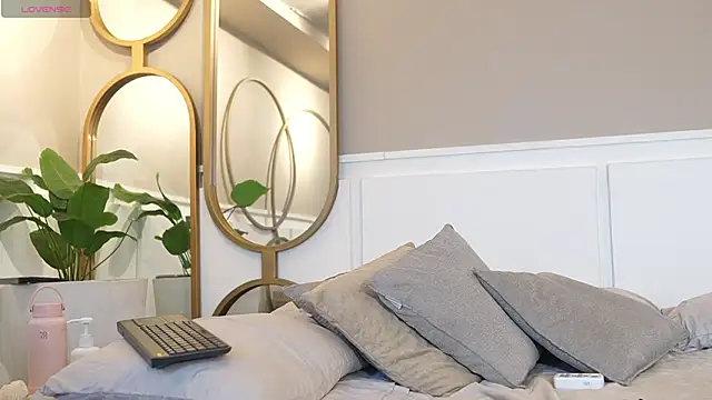 Dalahia Rush online show from April 14, 2026, 6:35 pm